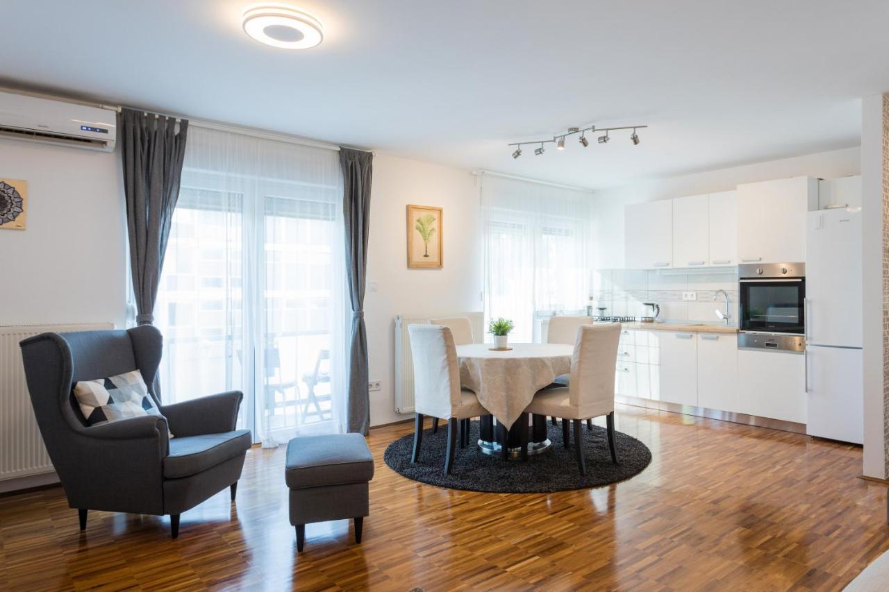Spacious 2Bdr Apartment - Free Parking Загреб Екстериор снимка