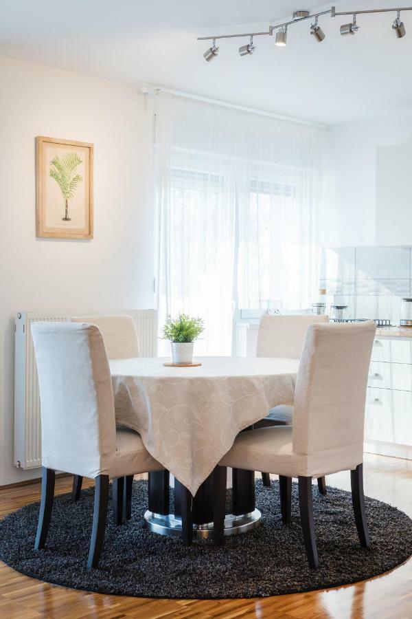 Spacious 2Bdr Apartment - Free Parking Загреб Екстериор снимка